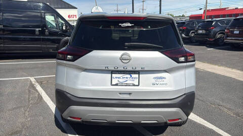 2022 Nissan Rogue SV