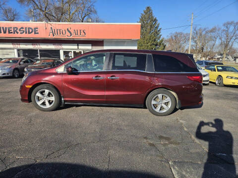 2018 Honda Odyssey for sale at RIVERSIDE AUTO SALES in Sioux City IA