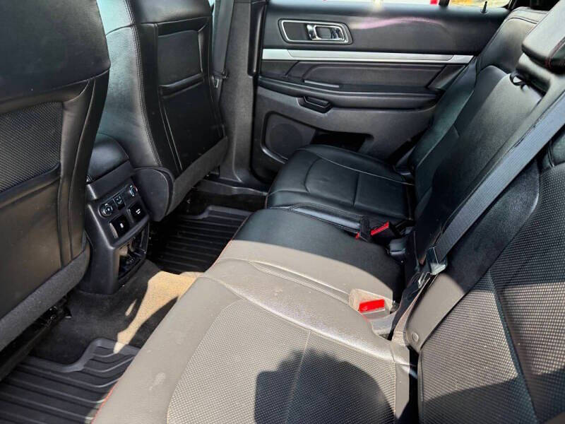 2016 Ford Explorer Sport