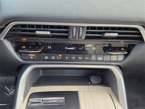 2025 Mazda CX-90 Plug-in Hybrid Premium Sport