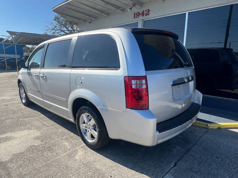 2008 Dodge Grand Caravan SXT