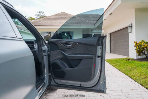 2022 Audi RS Q8 4.0T quattro