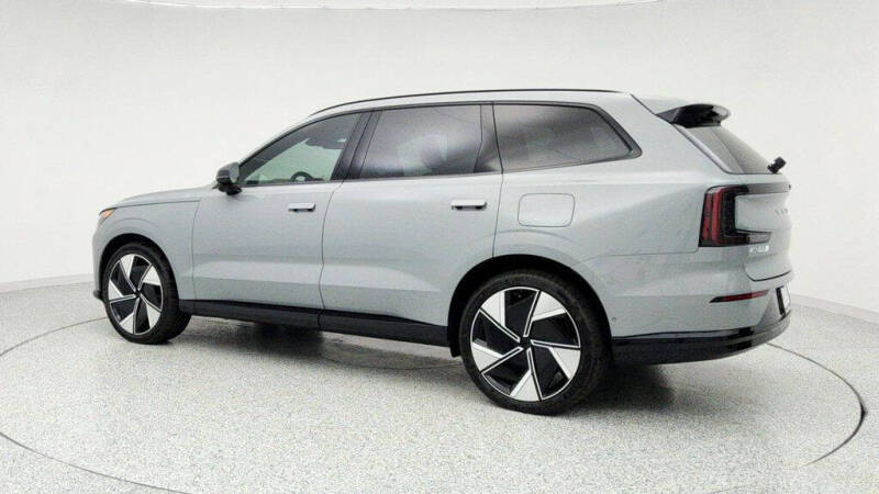 2025 Volvo EX90 Twin Performance Ultra 7P