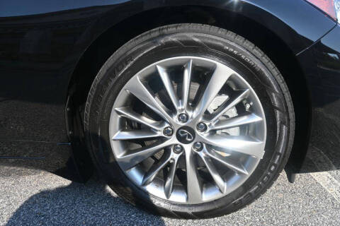 2024 Infiniti Q50 Luxe