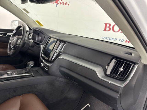 2018 Volvo XC60 T6 Momentum