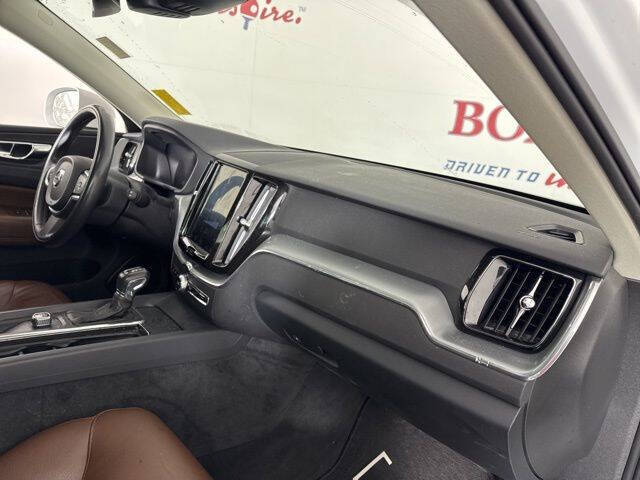 2018 Volvo XC60 T6 Momentum