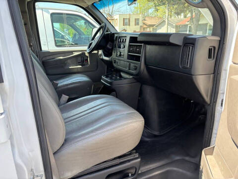 2015 Chevrolet Express 2500