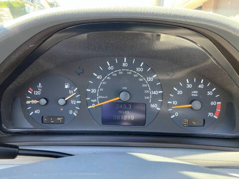 2001 Mercedes-Benz CLK CLK 320