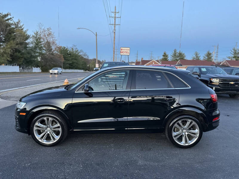 2016 Audi Q3 2.0T quattro Prestige