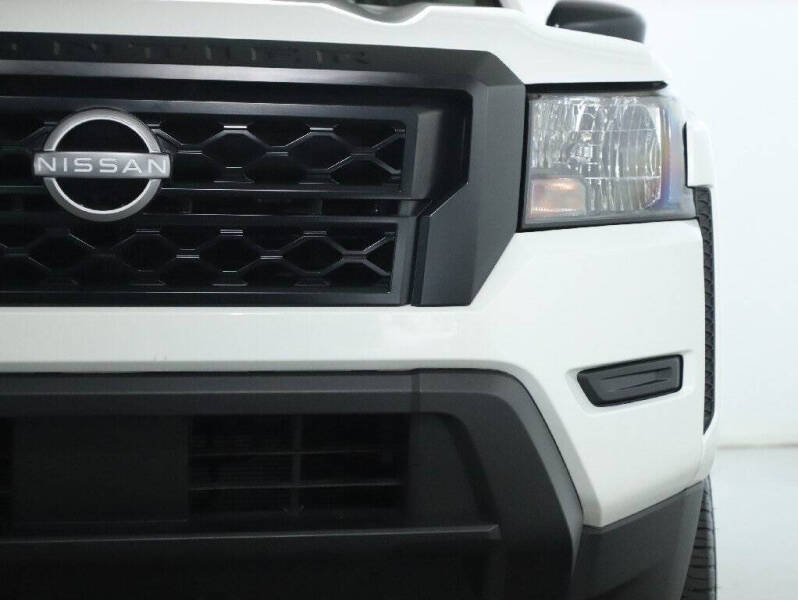 2024 Nissan Frontier S