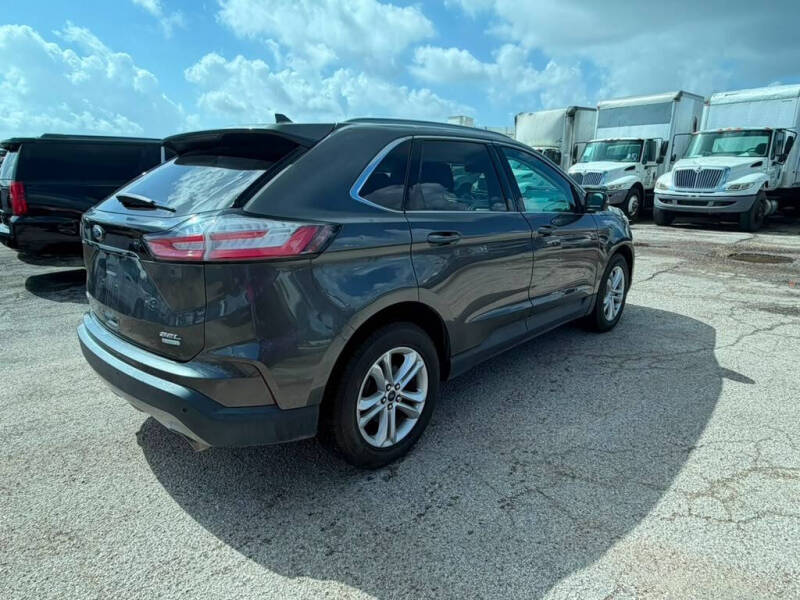 2020 Ford Edge SEL