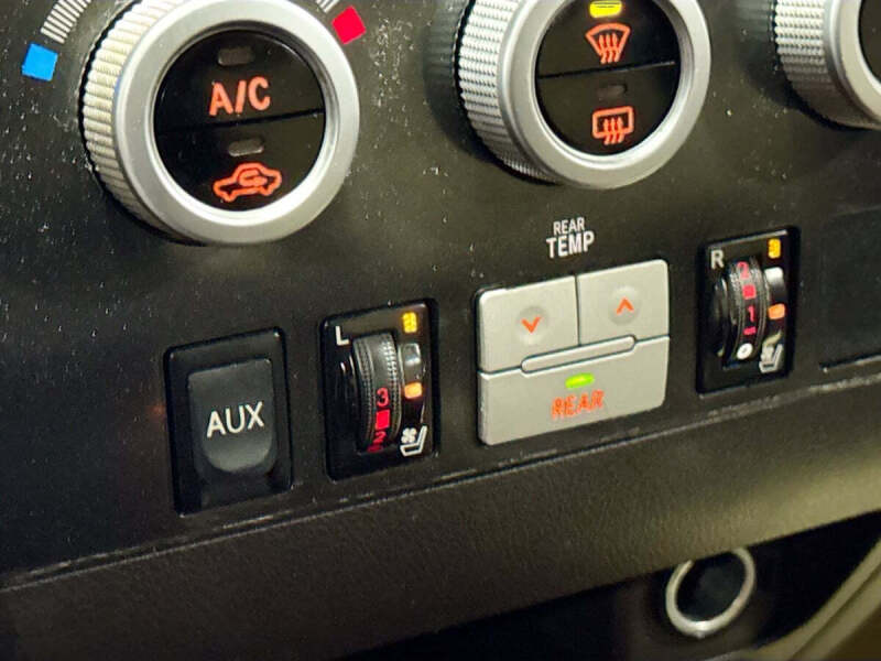 2008 Toyota Sequoia Platinum