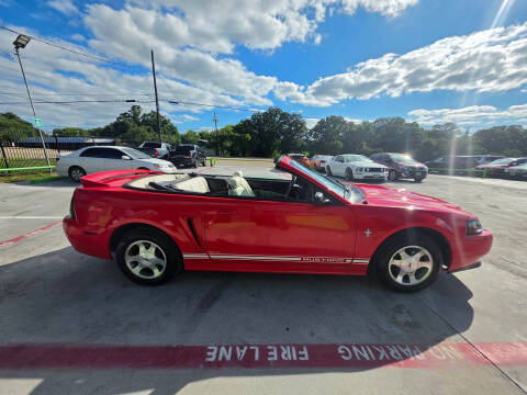 2000 Ford Mustang