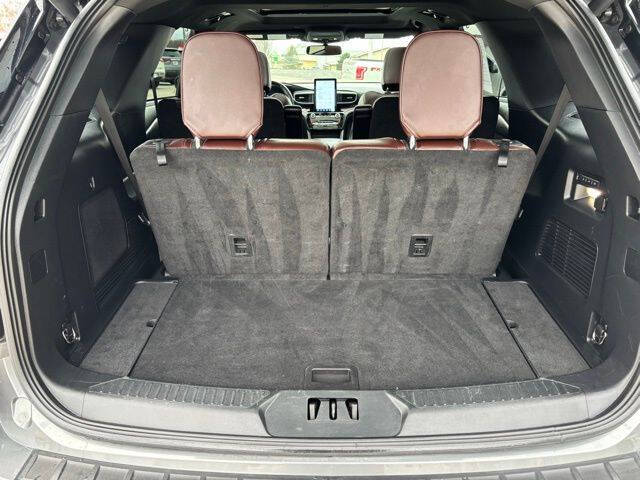 2022 Ford Explorer Hybrid Platinum