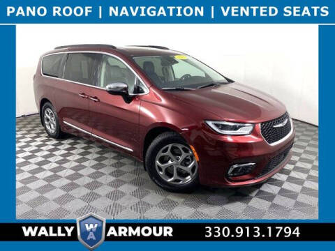 2023 Chrysler Pacifica for sale at Wally Armour Chrysler Dodge Jeep Ram in Alliance OH