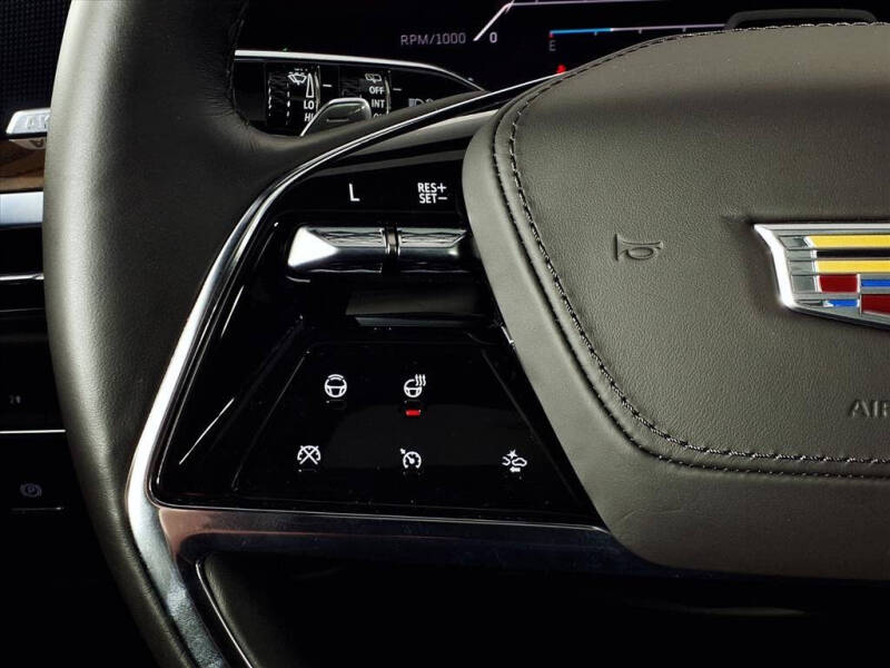 2025 Cadillac Escalade Sport Platinum