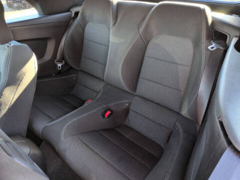 2015 Ford Mustang V6