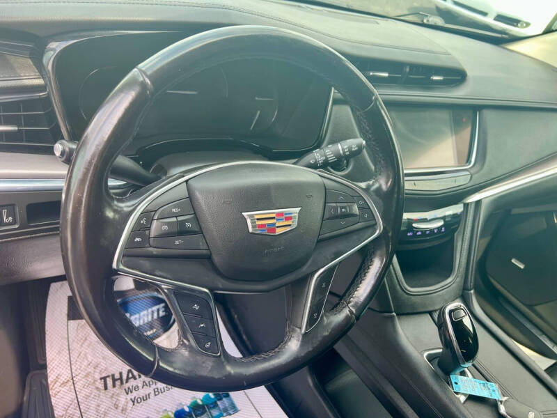 2018 Cadillac XT5 Luxury