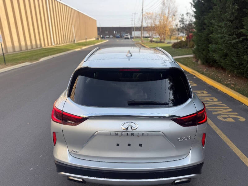 2019 Infiniti QX50 Essential