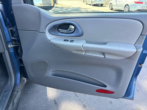 2005 Chevrolet TrailBlazer LS