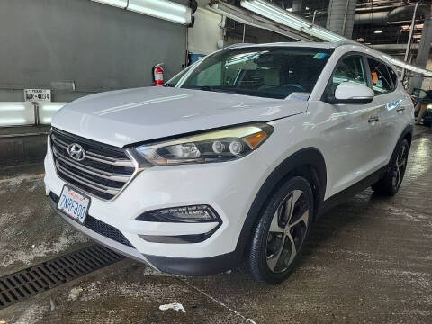 2016 Hyundai Tucson for sale at dfs financial services in Clovis CA