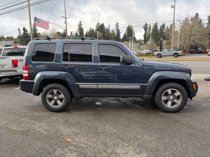 2008 Jeep Liberty Sport