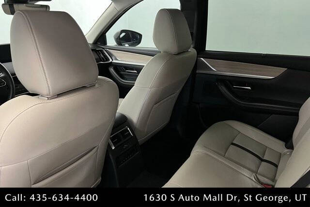 2025 Mazda CX-70 Plug-in Hybrid Premium