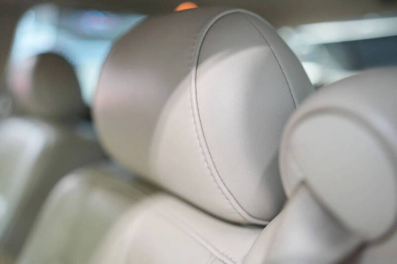 2003 Cadillac DeVille DHS