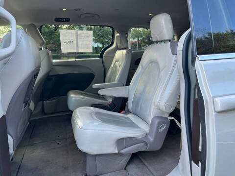 2021 Chrysler Pacifica Touring L