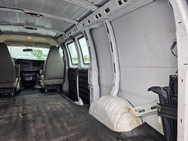 2017 Chevrolet Express 2500