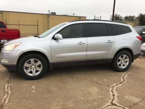 2009 Chevrolet Traverse for sale at FIRST CHOICE MOTORS in Lubbock TX