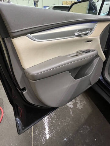 2018 Cadillac XT5 Premium Luxury