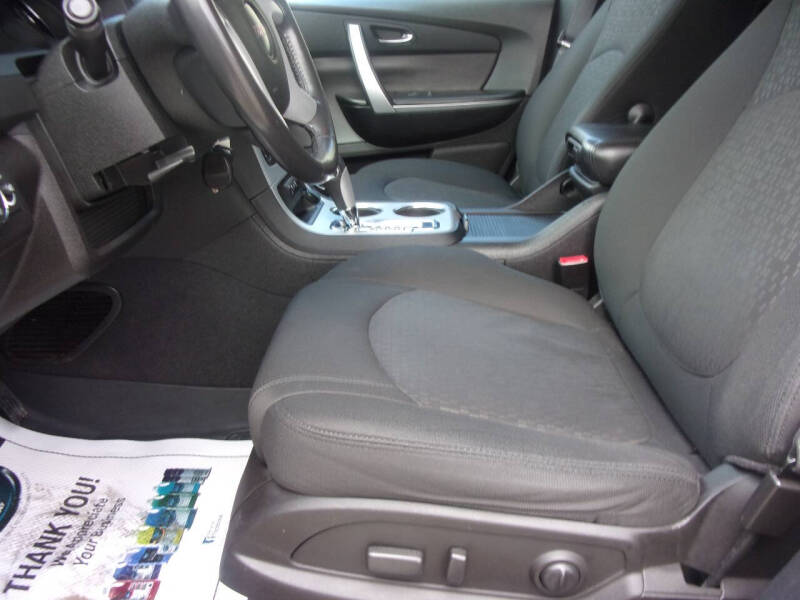 2011 GMC Acadia SLE