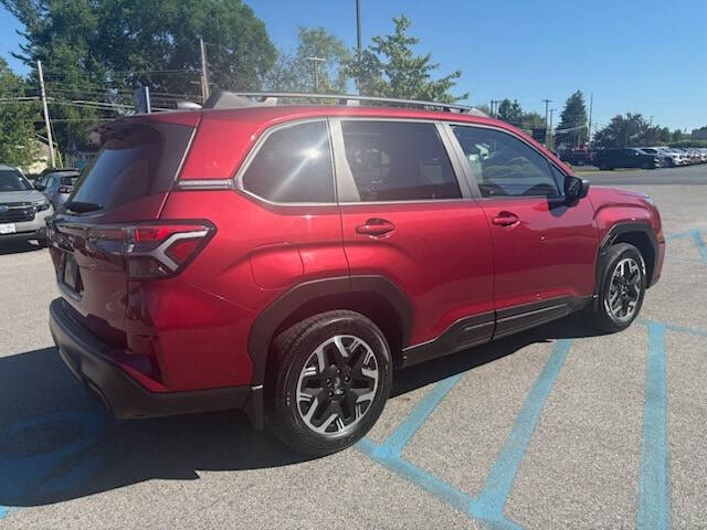 2025 Subaru Forester Premium
