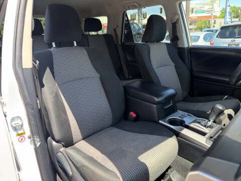 2019 Toyota 4Runner SR5