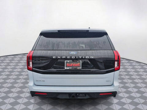 2026 Ford Expedition MAX Active