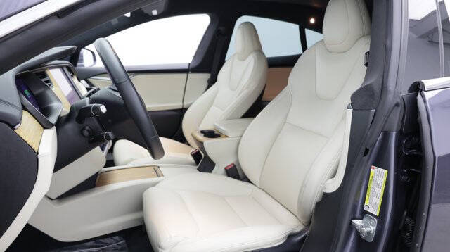 2020 Tesla Model S Performance