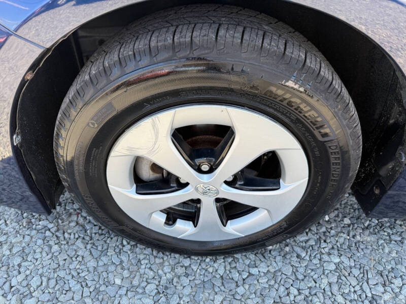 2012 Toyota Prius Two
