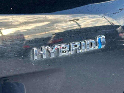 2016 Toyota Prius Three