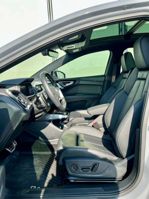 2024 Audi Q4 Sportback e-tron quattro Premium Plus 55