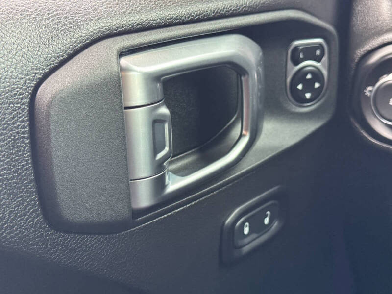 2023 Jeep Wrangler Freedom