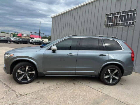 2019 Volvo XC90 T6 R-Design