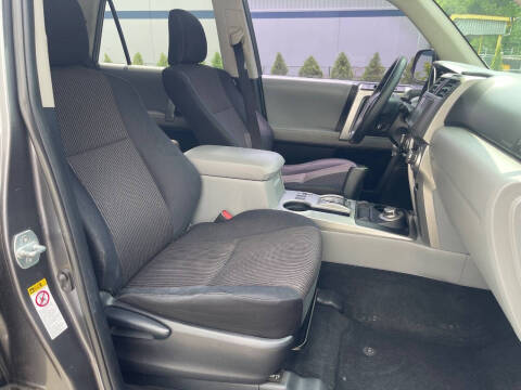 2013 Toyota 4Runner SR5