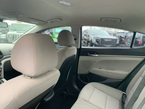 2020 Hyundai Elantra