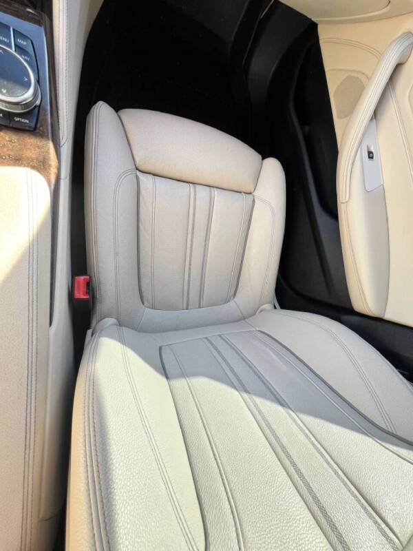 2018 BMW 5 Series 530i