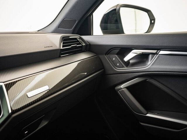 2025 Audi Q3 quattro S line Prem Plus 45 TFSI