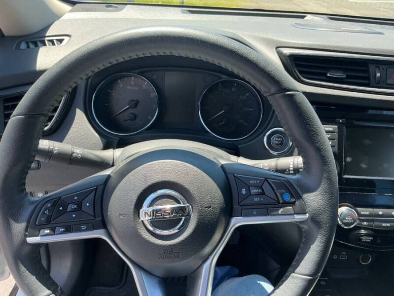 2020 Nissan Rogue