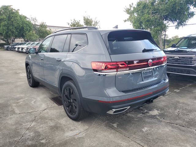 2026 Volkswagen Atlas SE