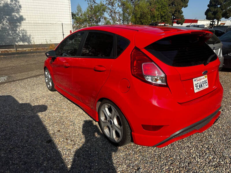 2015 Ford Fiesta ST photo 6