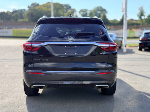 2020 Buick Enclave Essence